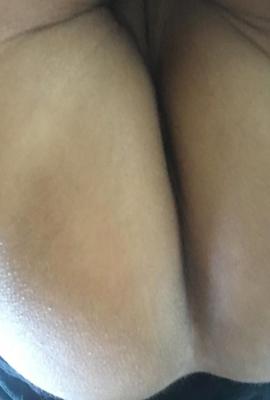 Smilende Elaris  Escort Odense V